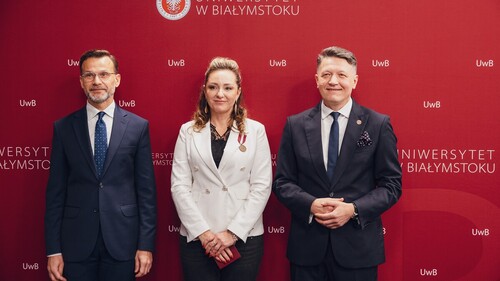 dr Anna Śleszyńska-Mielko odznaczona została Medalem Brązowym